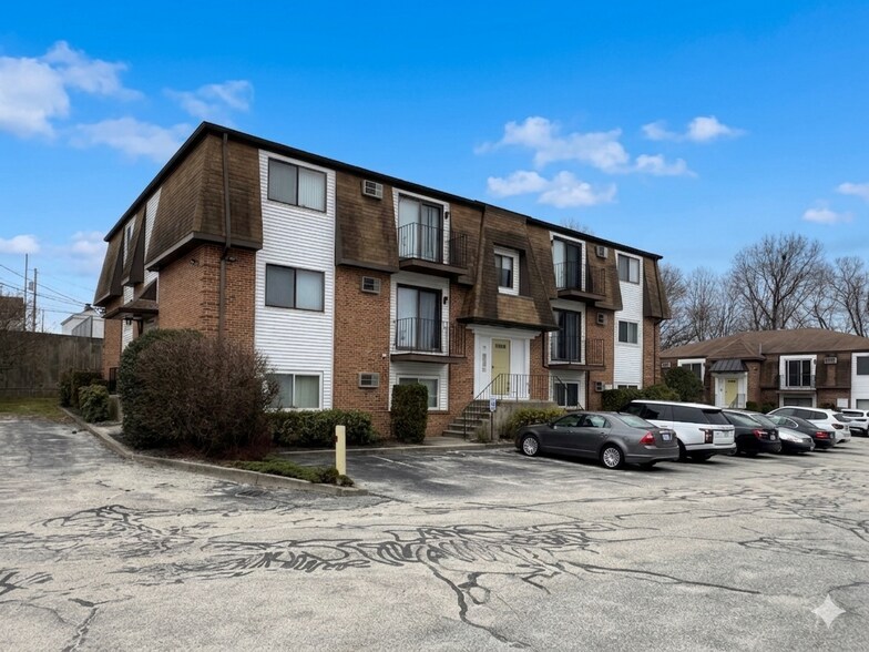 6 8 12-14 Rosemont Terrace and 50-68 Woonasquatuck, Providence, RI à vendre - Photo du bâtiment - Image 2 de 35