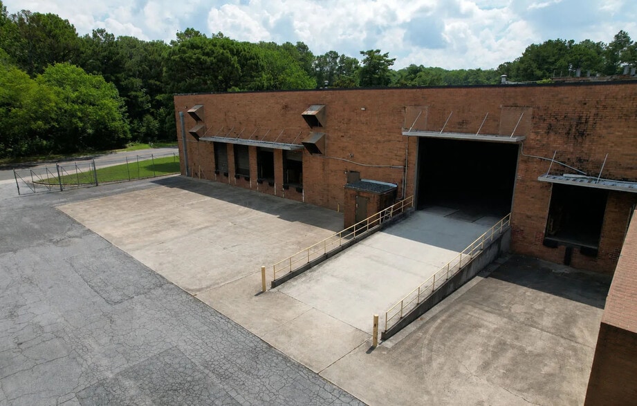 4795 Fulton Industrial Blvd SW, Atlanta, GA for lease - Building Photo - Image 2 of 2