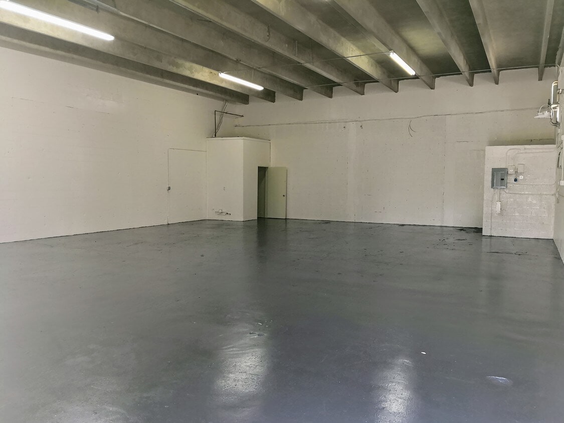 5925 Anglers Ave, Fort Lauderdale, FL for lease Interior Photo- Image 1 of 2