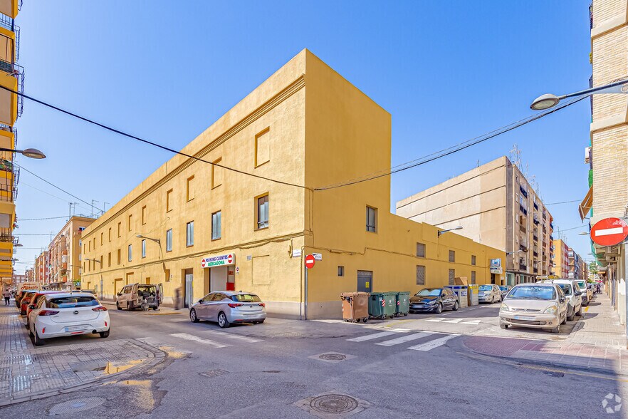 Retail in Xirivella, Valencia for lease - Primary Photo - Image 1 of 2