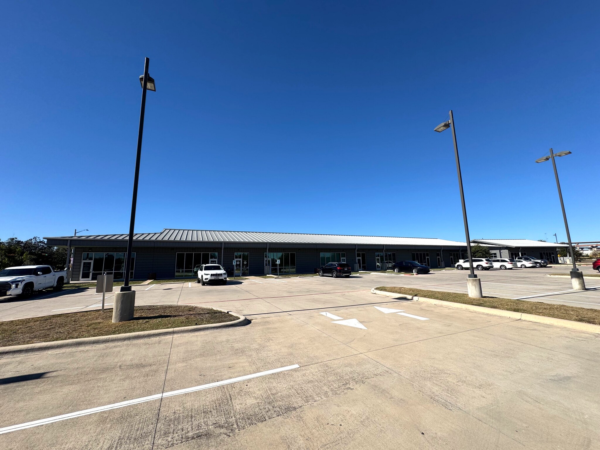 10222 Pecan Park Blvd, Austin, TX for lease Primary Photo- Image 1 of 8