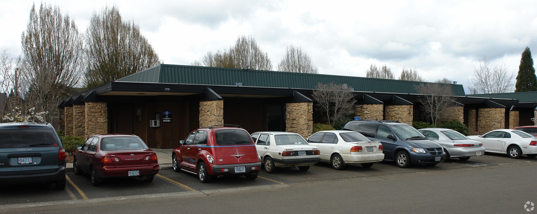 2715 Willetta St SW, Albany, OR for lease Primary Photo- Image 1 of 4
