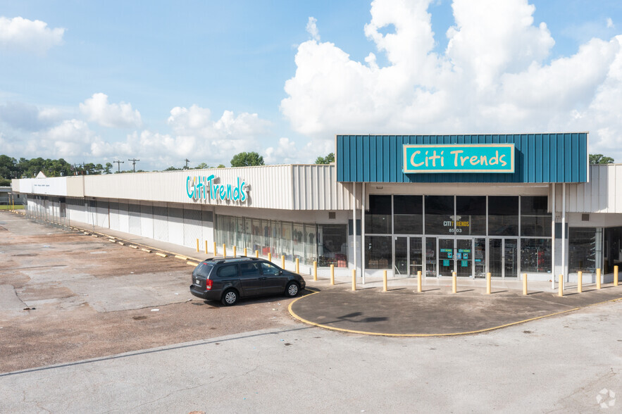 8415 Mesa Dr, Houston, TX for lease - Building Photo - Image 1 of 7