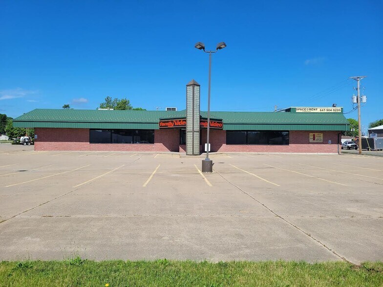 204 N Roche St, Knoxville, IA à louer - Photo du bâtiment - Image 1 de 4