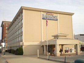 Baymont Inn & Suites Keokuk - Motel