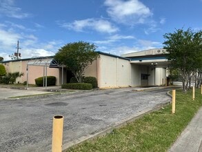 6003 126th Ave N, Clearwater, FL à louer Photo intérieure- Image 2 de 11