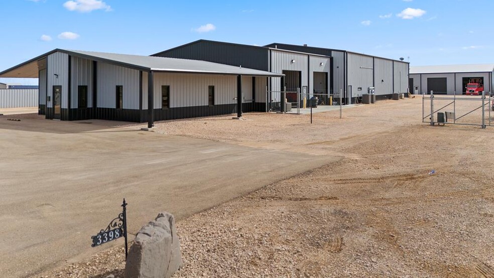 3398 SE 3000, Andrews, TX à vendre - Photo principale - Image 1 de 61