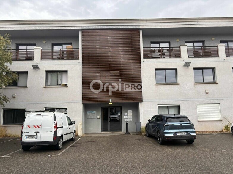 Office in Avignon for sale - Building Photo - Image 1 of 10