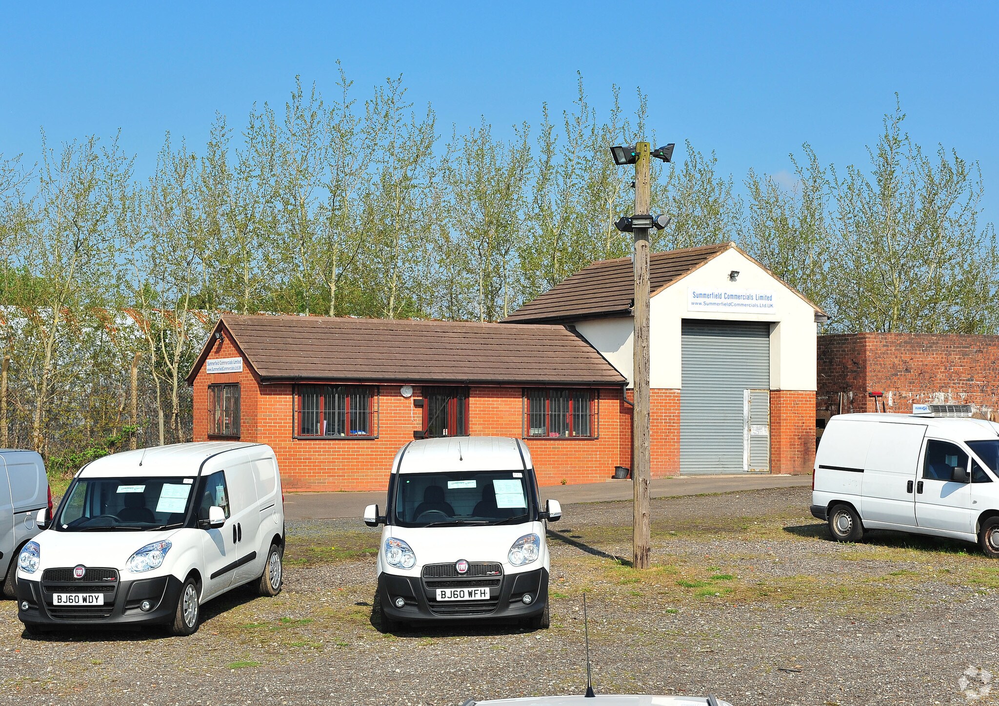 Worcester Rd, Kidderminster à louer Photo principale- Image 1 de 7