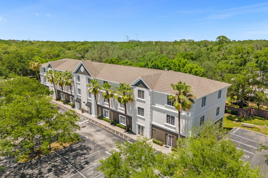 3300 W Lake Mary Blvd, Lake Mary, FL à louer - Photo du bâtiment - Image 2 de 4