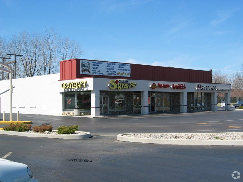 3300-3550 Lake City Hwy, Warsaw, IN à louer - Photo du bâtiment - Image 2 de 8