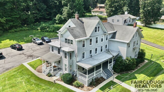 More details for 224 Glen Rd, Sparta, NJ - Multifamily for Sale