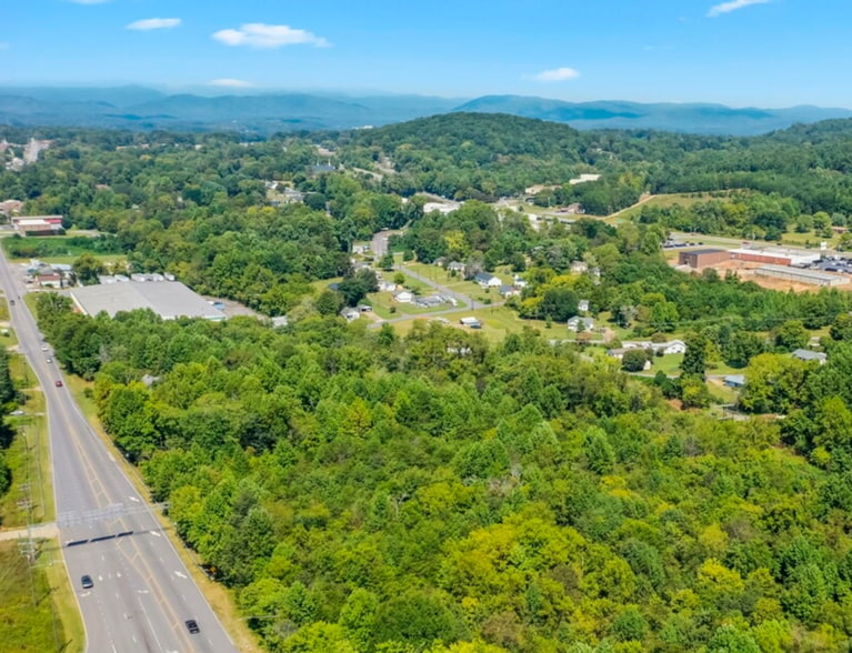 2213 Norwood St, Lenoir, NC à vendre - Aérien - Image 3 de 3