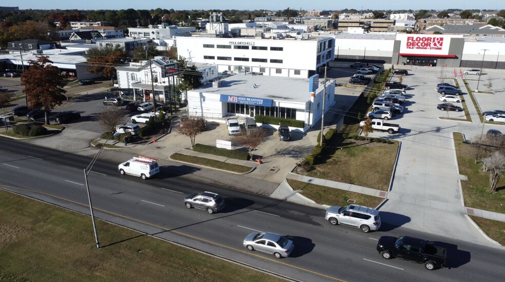 3621 Veterans Memorial Blvd, Metairie, LA à louer - Photo du bâtiment - Image 2 de 9
