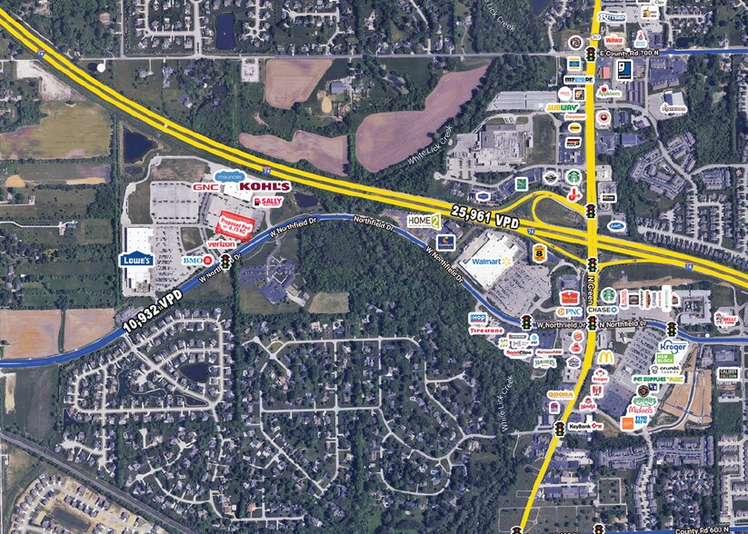 580 W Northfield Dr, Brownsburg, IN à louer - Photo du bâtiment - Image 2 de 3