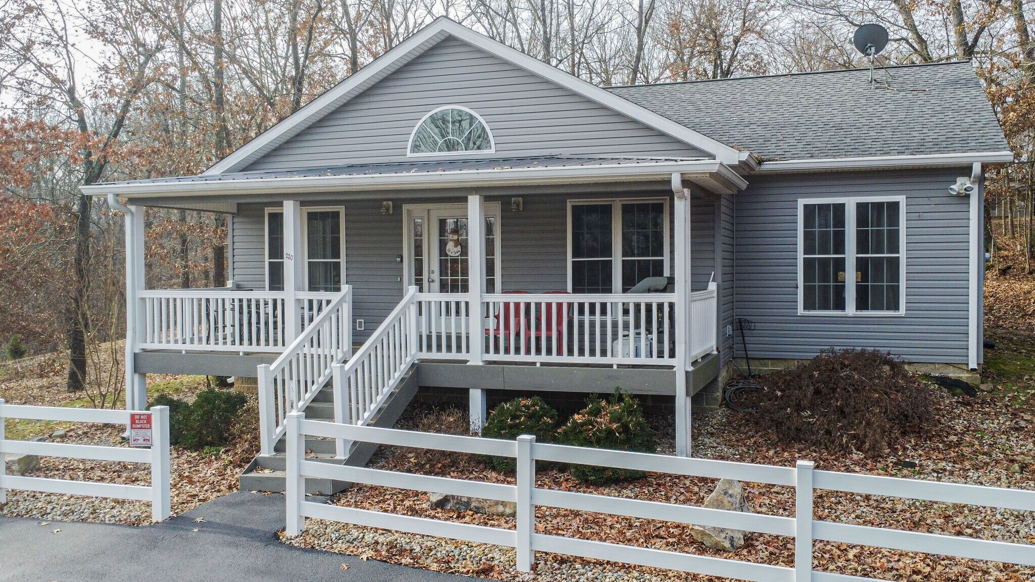 220 Little Lake Village dr, Grand Rivers, KY à vendre Photo principale- Image 1 de 2