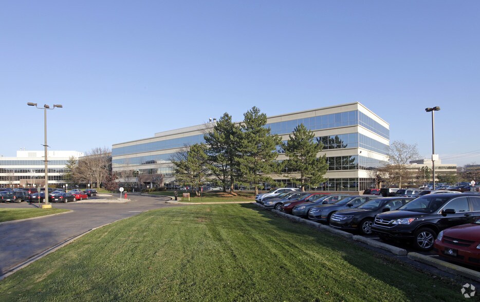 30600-30700 - 30800 Telegraph Rd, Bingham Farms, MI à louer - Photo du bâtiment - Image 2 de 14