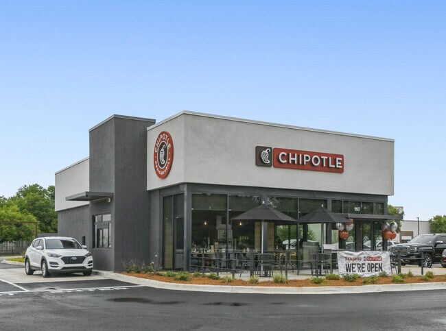 More details for 9521 Mansfield rd, Shreveport, LA - Retail for Sale