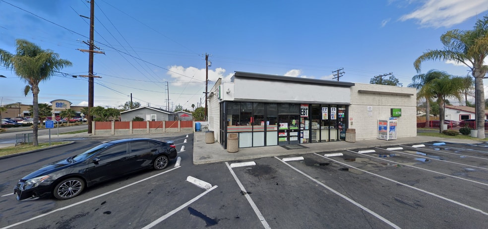 1511 N Mount Vernon Ave, Colton, CA à louer - Photo du bâtiment - Image 1 de 1