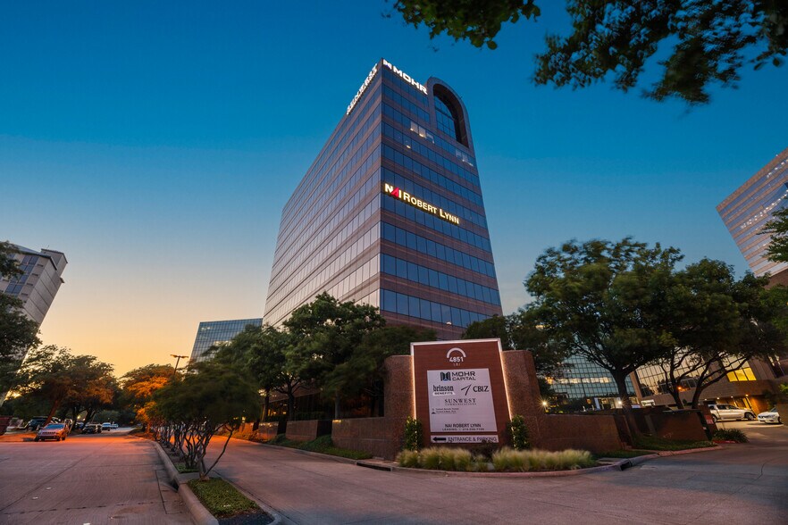 4851 Lyndon B Johnson Fwy, Dallas, TX à louer - Photo du bâtiment - Image 3 de 14