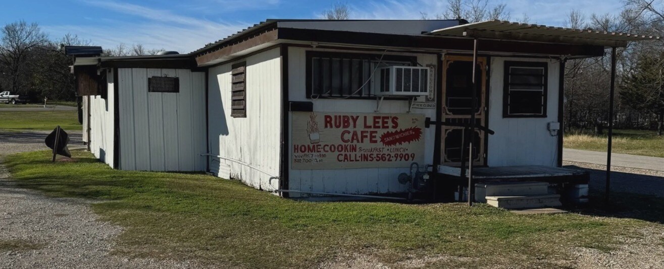 209 N Martin Luther King Jr Hwy, Mexia, TX for sale Primary Photo- Image 1 of 2