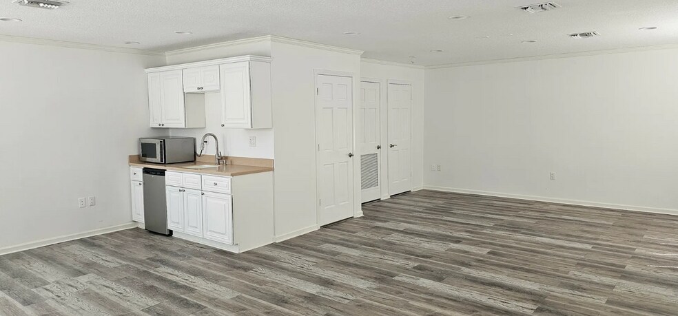 4107 26th St W, Bradenton, FL à vendre - Photo du bâtiment - Image 3 de 3