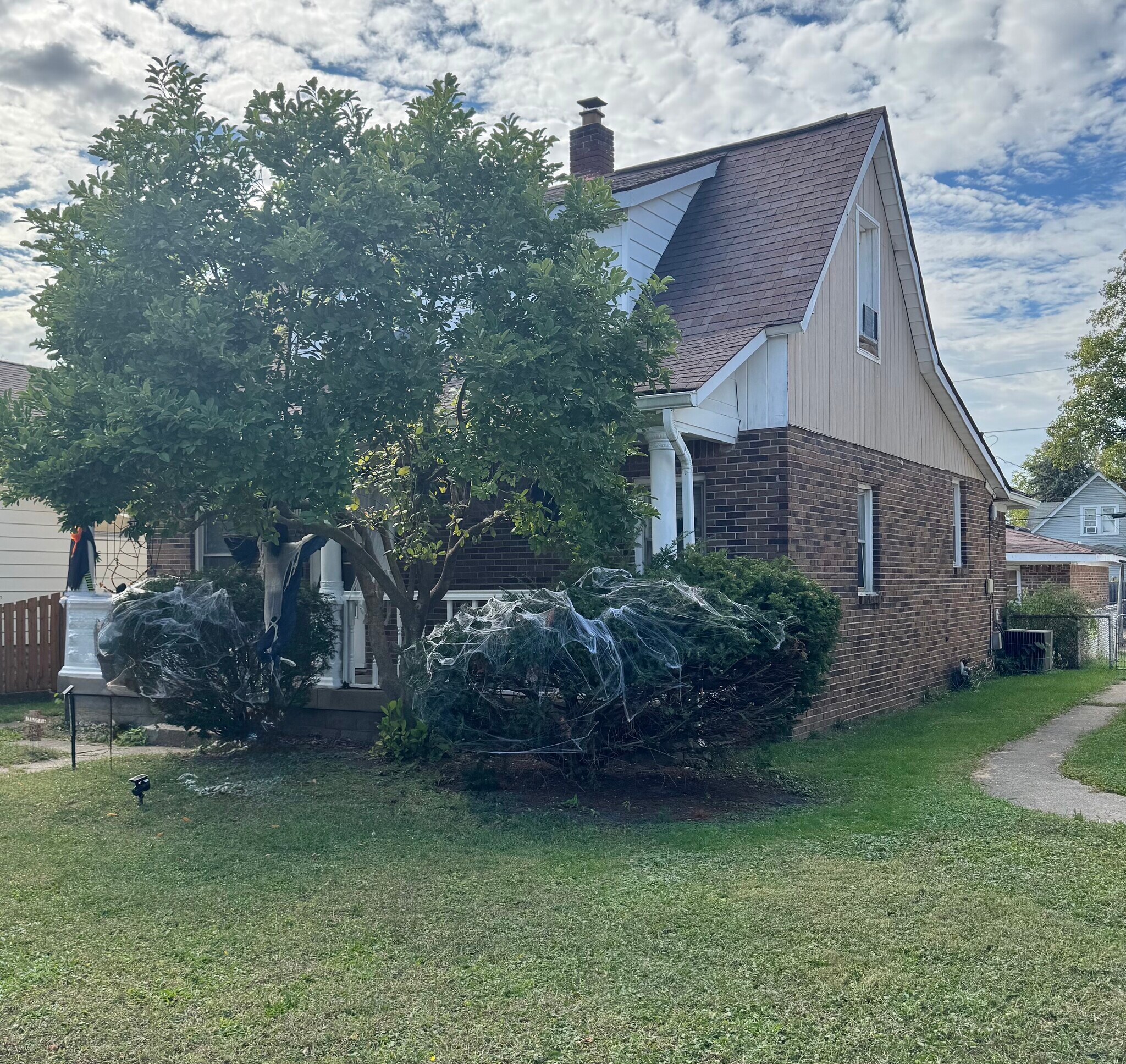 2122 Napoleon St, Indianapolis, IN for sale Primary Photo- Image 1 of 2