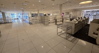 1500 Apalachee Pky, Tallahassee, FL for lease Interior Photo- Image 2 of 3