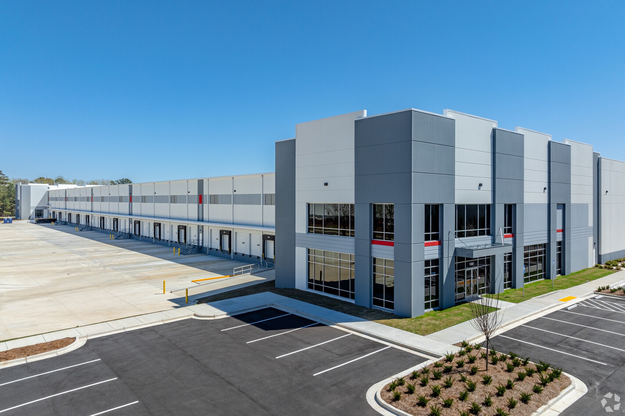 1300 Whitewater Pl, Fairburn, GA à louer Photo du bâtiment- Image 1 de 7