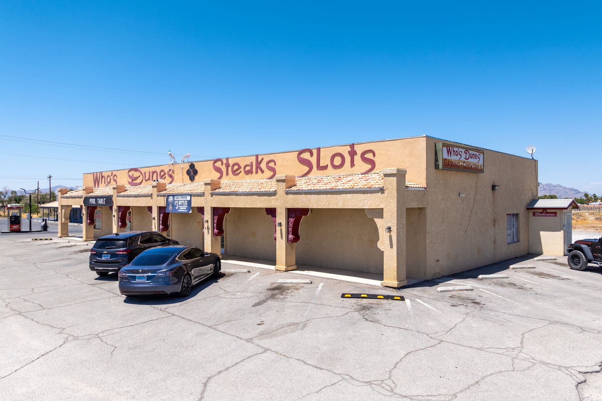 900 W Nevada Hwy 372, Pahrump, NV à vendre Photo du bâtiment- Image 1 de 26