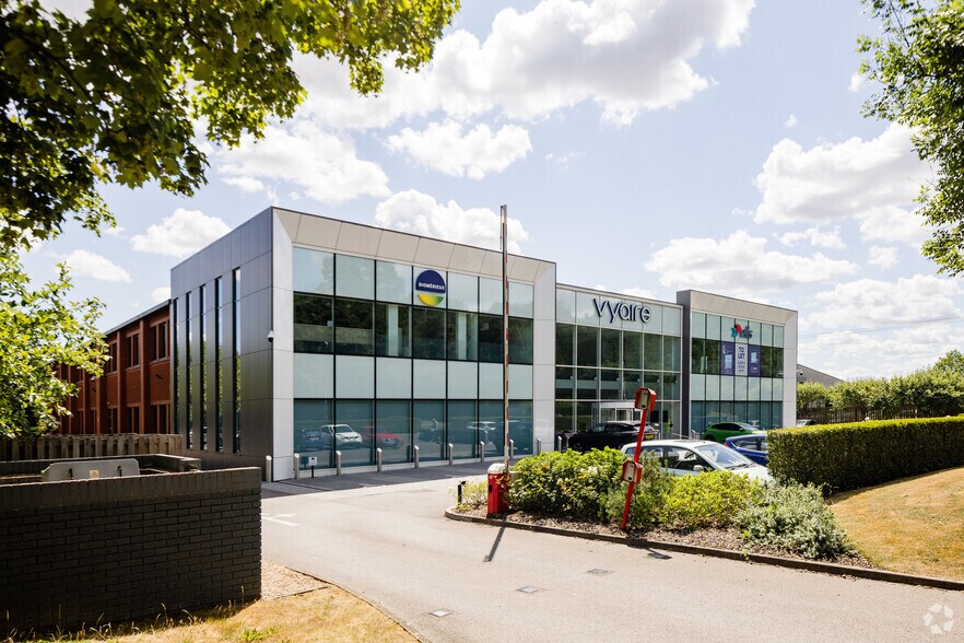 Crockford Ln, Chineham à louer - Photo du bâtiment - Image 3 de 4