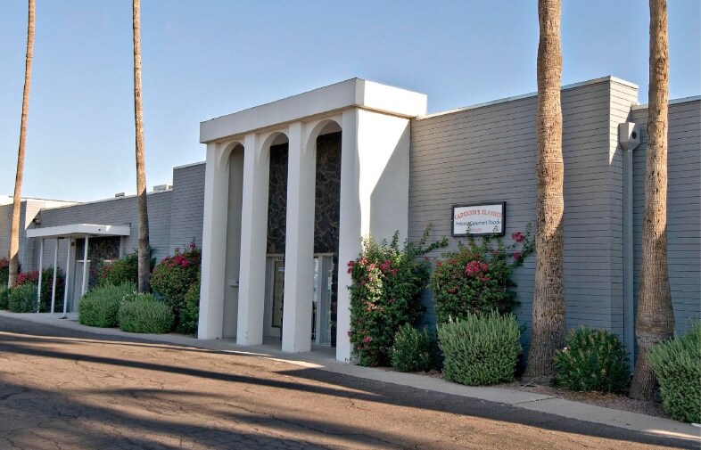 1000-1010A E Vista Del Cerro, Tempe, AZ for lease Primary Photo- Image 1 of 4