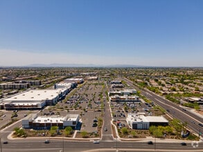2524 S San Tan Village Pkwy, Gilbert, AZ - Aérien Vue de la carte - Image1