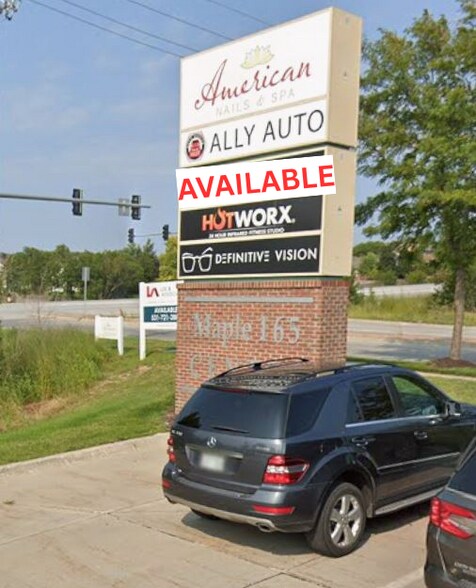 3604-3618 N 165th St, Omaha, NE à louer - Photo du bâtiment - Image 2 de 7