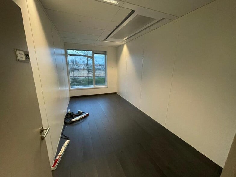 Bureau dans Nanterre à louer - Photo intérieure - Image 3 de 21