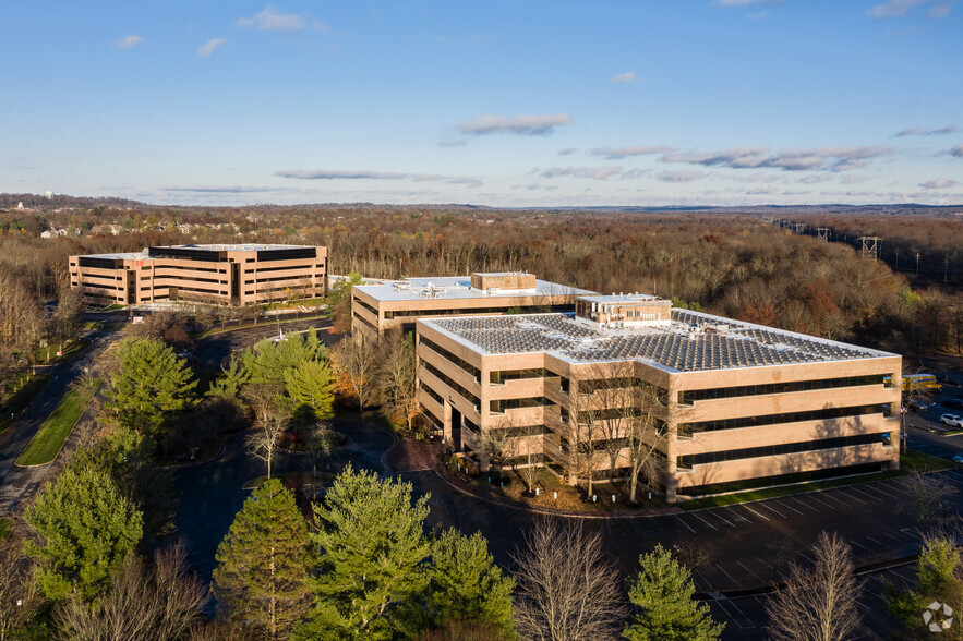 10 Independence Blvd, Warren, NJ à louer - Photo du bâtiment - Image 3 de 11