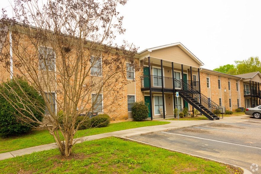 2201 Upper Wetumpka Rd, Montgomery, AL à vendre - Photo du bâtiment - Image 3 de 7