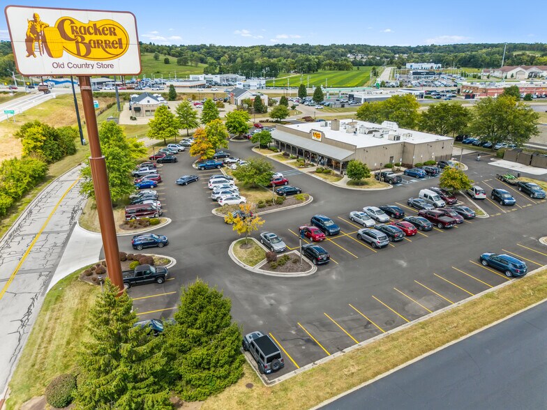 615 Ring Rd, Harrison, OH à vendre - Photo du bâtiment - Image 3 de 11