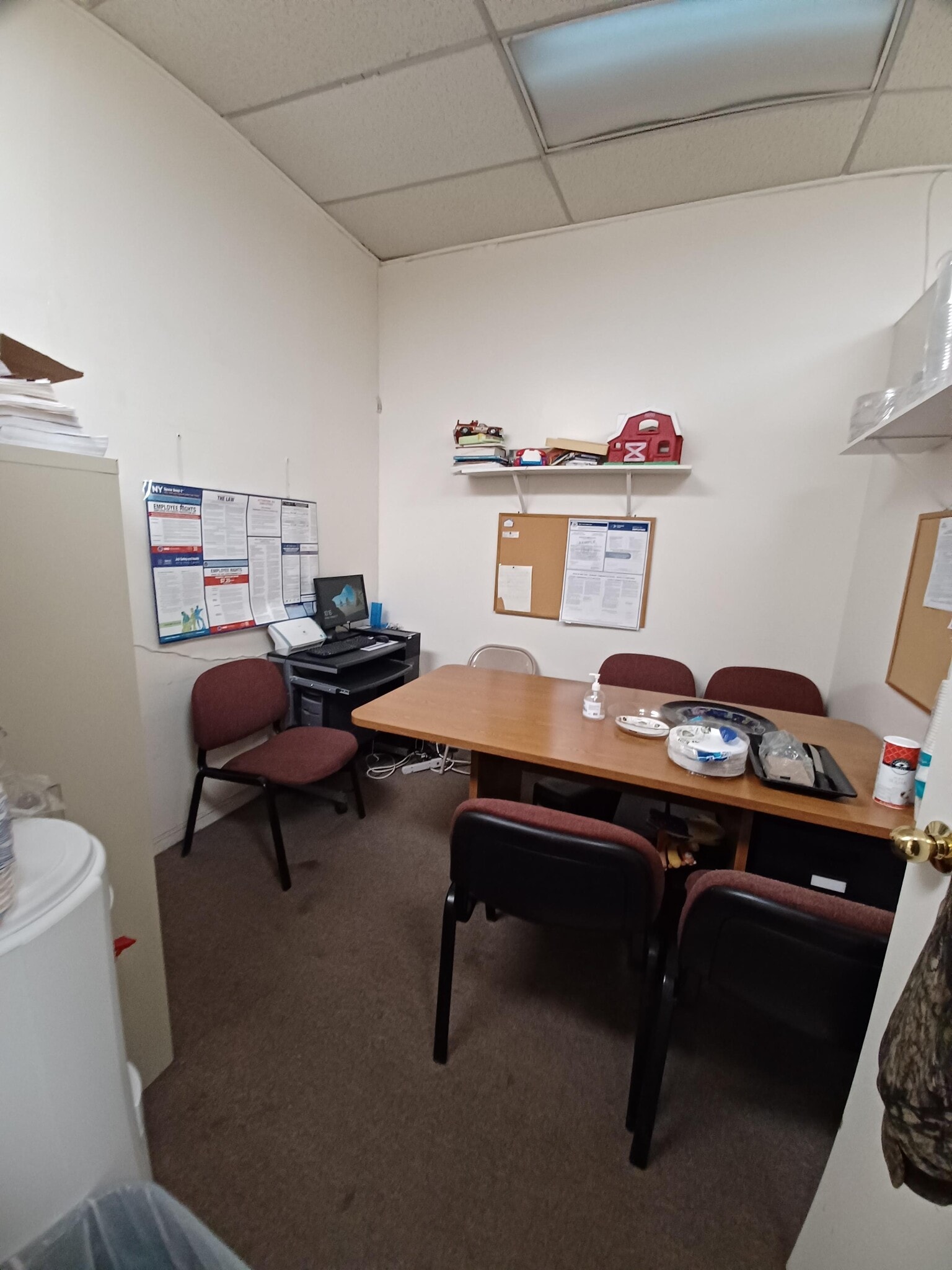 22018 Horace Harding Expy, Oakland Gardens, NY for lease Interior Photo- Image 1 of 2