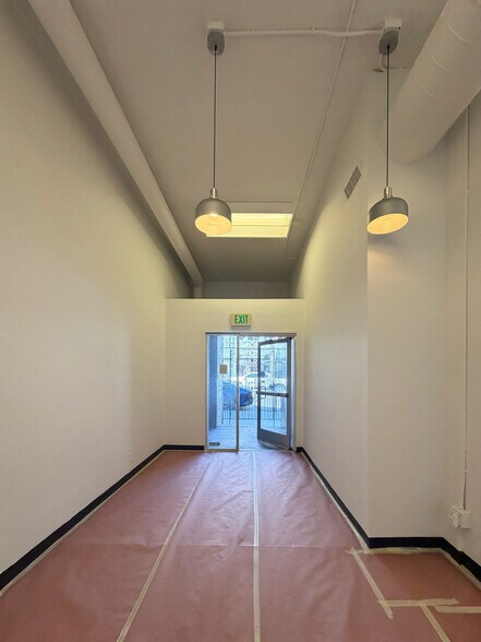 551 Sutter St, San Francisco, CA à louer - Photo intérieure - Image 2 de 11
