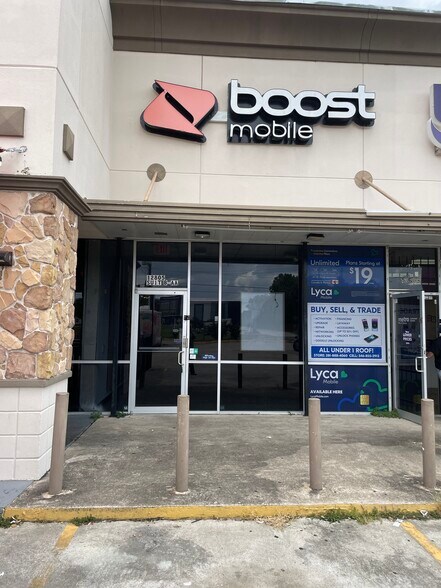 12805 Cullen Blvd, Houston, TX for lease - Building Photo - Image 2 of 13