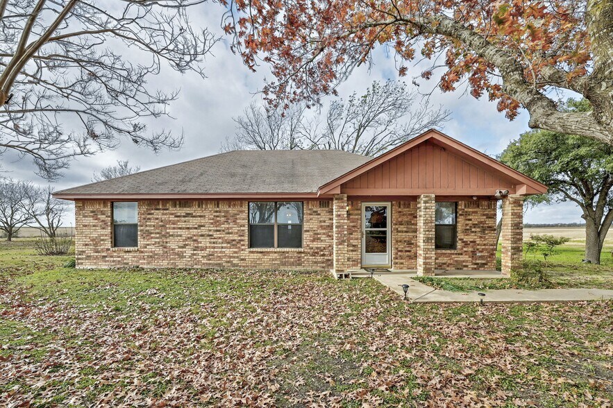 4100 County Road 101, Taylor, TX à vendre - Photo du bâtiment - Image 1 de 16