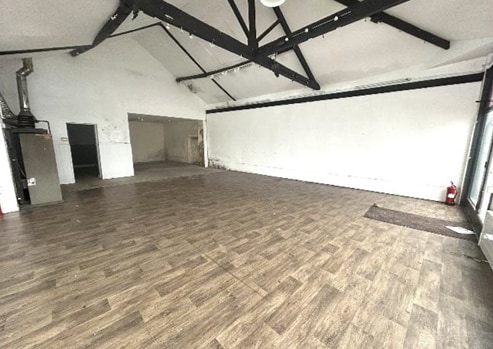 2-3 Commercial St, Tadcaster for sale - Interior Photo - Image 2 of 3