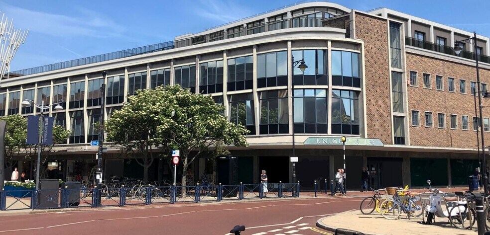 53-57 Palmerston Rd, Southsea à louer - Photo principale - Image 1 de 1