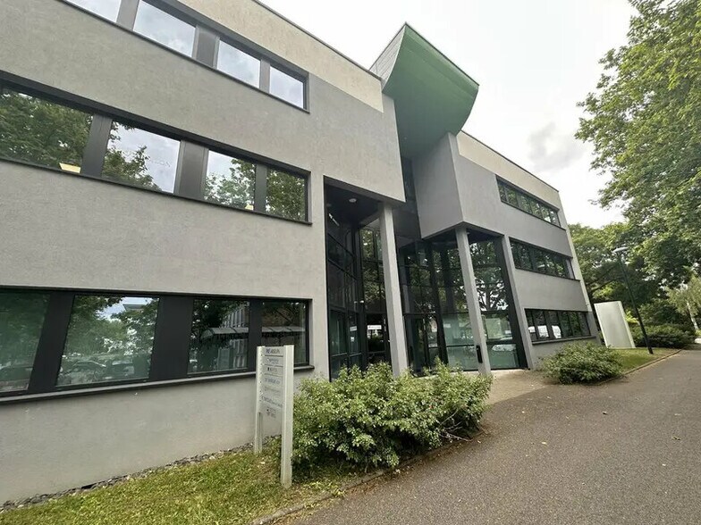 Bureau dans Strasbourg à louer - Photo du bâtiment - Image 2 de 12