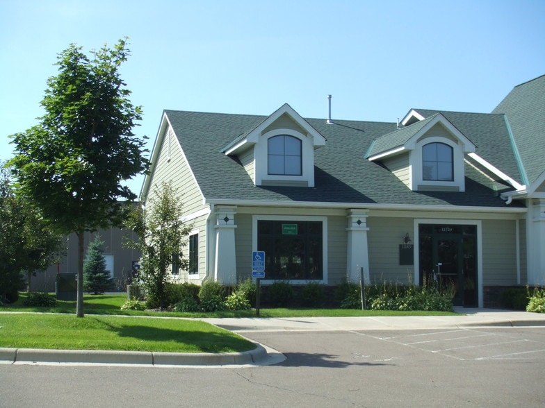11149-11157 N Zealand Ave, Champlin, MN for lease - Building Photo - Image 2 of 15