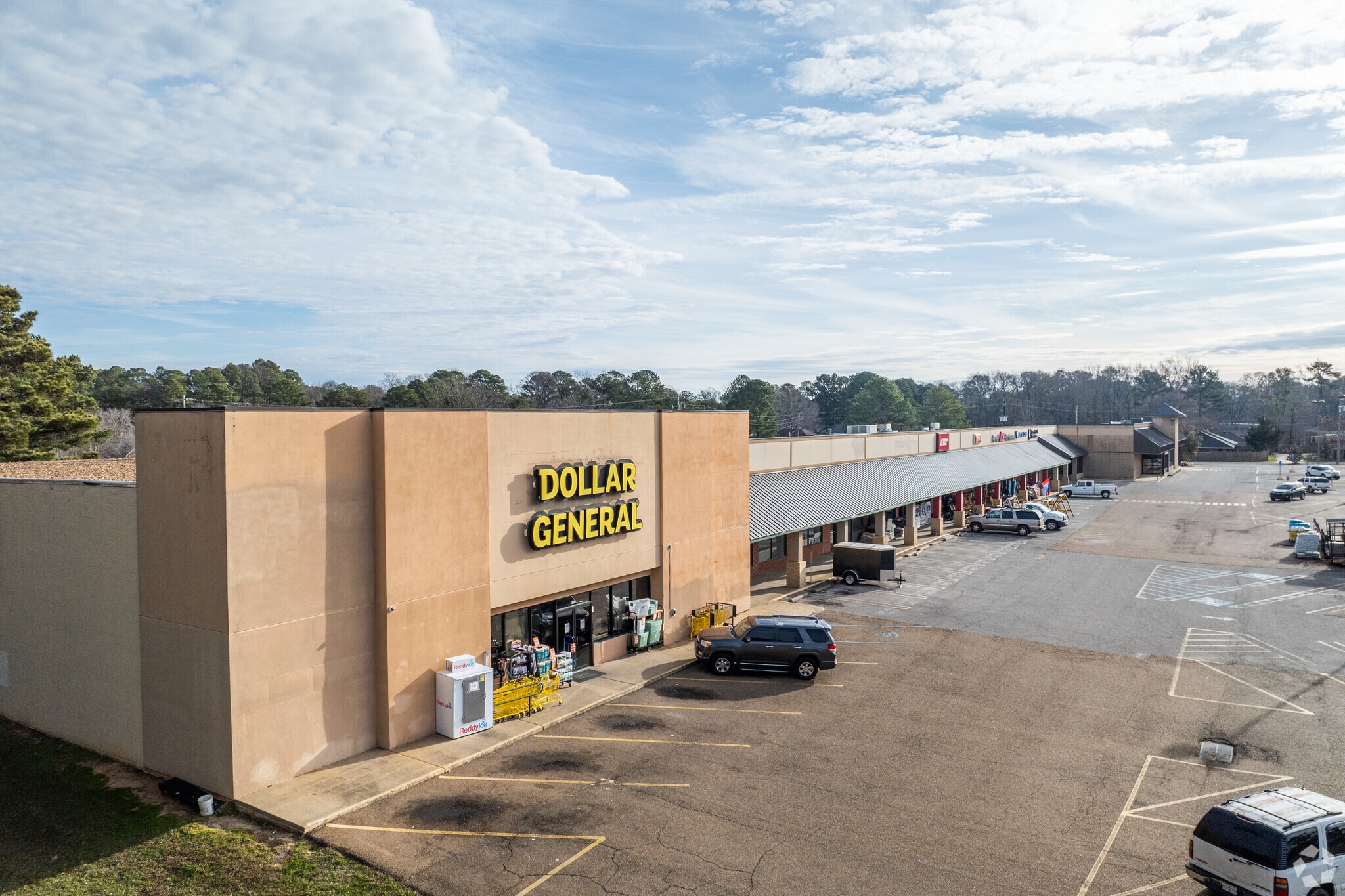 1905-1925 Spillway Rd, Brandon, MS for lease Primary Photo- Image 1 of 8