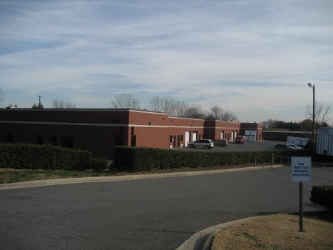 10809 Southern Loop Blvd, Pineville, NC à louer Photo du bâtiment- Image 1 de 2