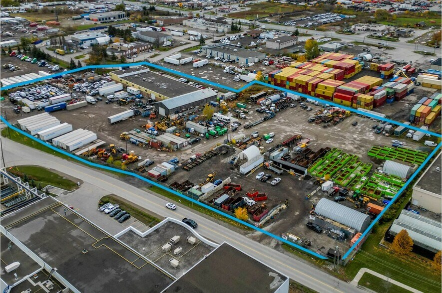 4 Industrial Rd, Bolton, ON à vendre - Photo principale - Image 1 de 1