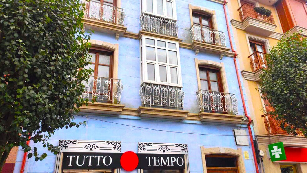 Rúa Rodríguez Murias, Ribadeo, Lugo à vendre - Photo du bâtiment - Image 2 de 10